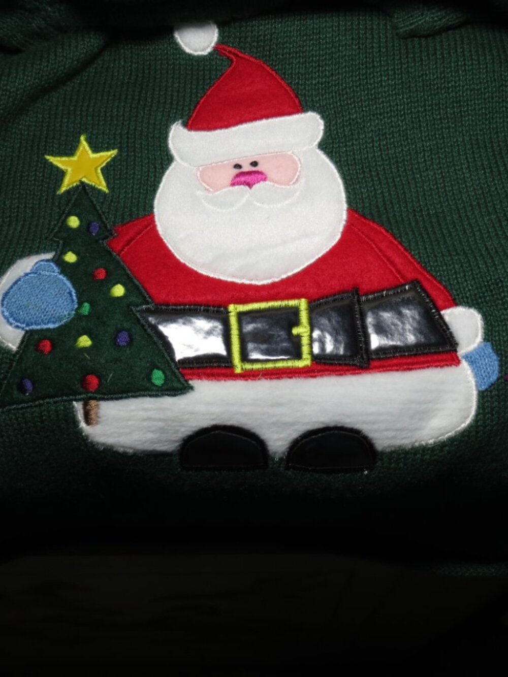 NEW WITH TAGS Kobe Kids Size L/6X Christmas Sweater with Santa,Tree, Presents